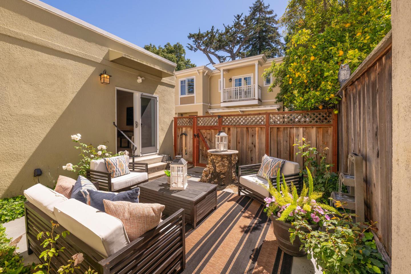 Detail Gallery Image 24 of 26 For 437 Turner Ter, San Mateo,  CA 94401 - 4 Beds | 3/1 Baths