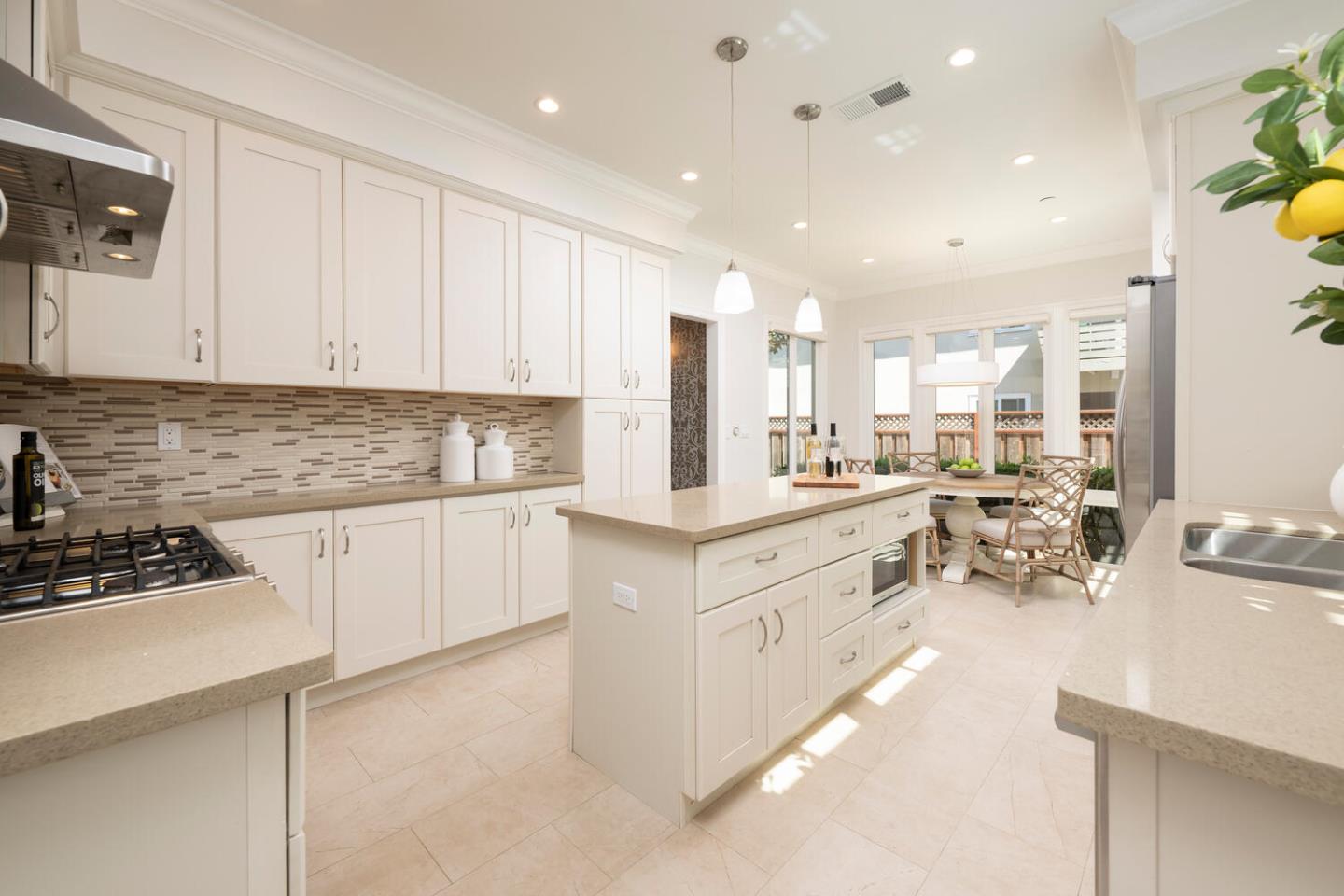 Detail Gallery Image 9 of 26 For 437 Turner Ter, San Mateo,  CA 94401 - 4 Beds | 3/1 Baths