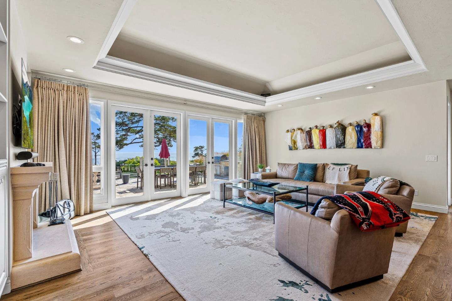 Detail Gallery Image 13 of 48 For 4038 Sunridge Rd, Pebble Beach,  CA 93953 - 4 Beds | 4/2 Baths