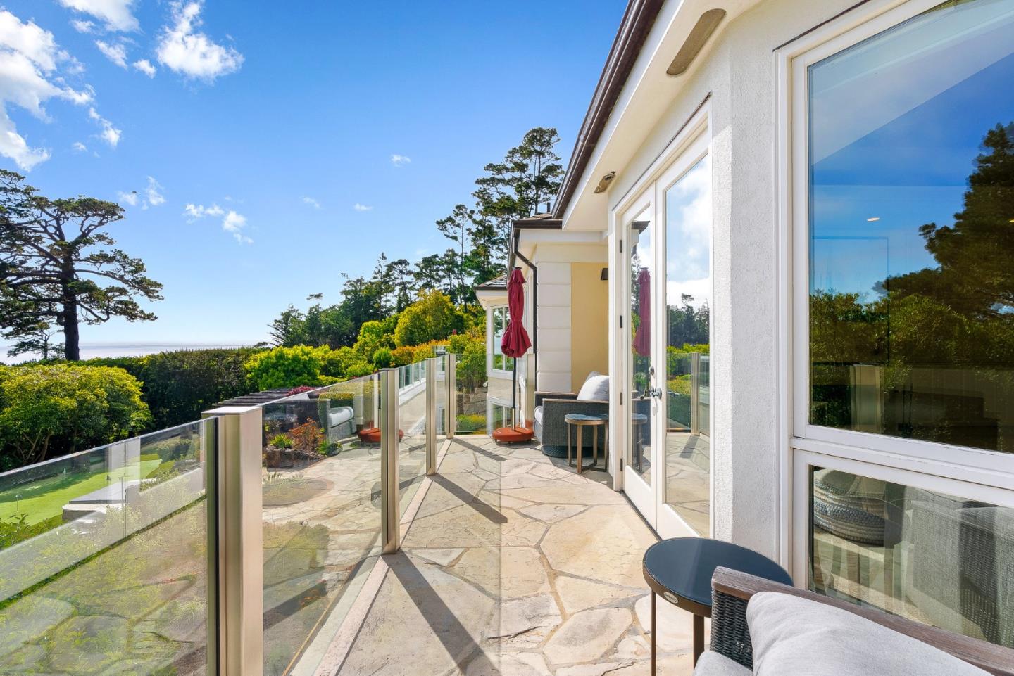 Detail Gallery Image 21 of 48 For 4038 Sunridge Rd, Pebble Beach,  CA 93953 - 4 Beds | 4/2 Baths