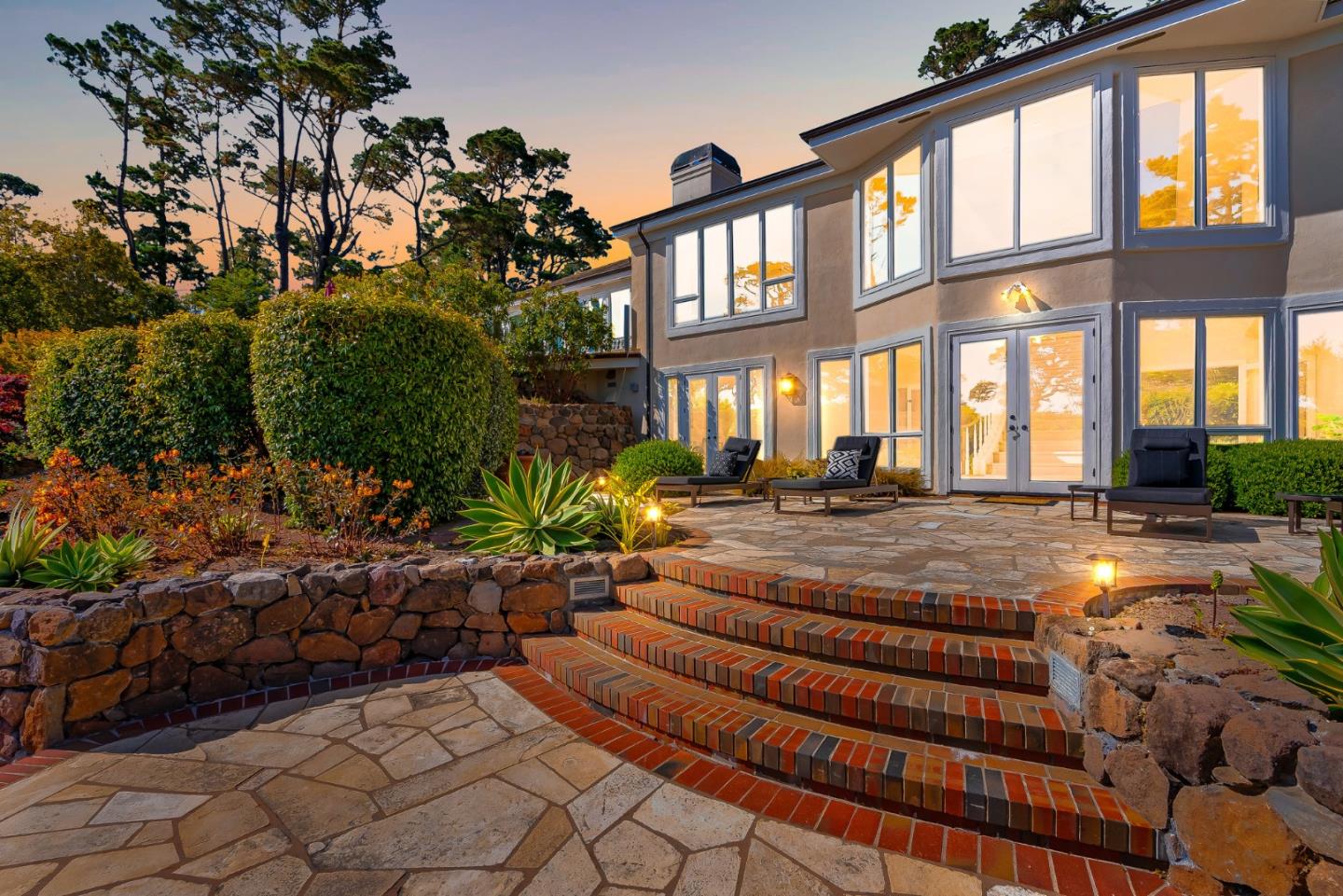 Detail Gallery Image 4 of 48 For 4038 Sunridge Rd, Pebble Beach,  CA 93953 - 4 Beds | 4/2 Baths