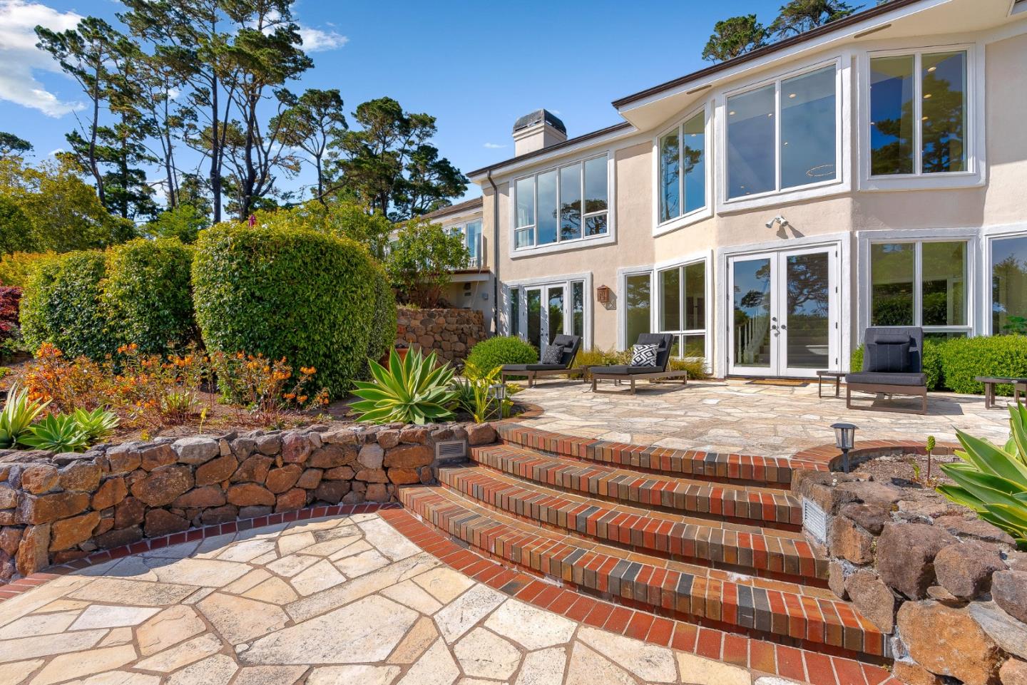 Detail Gallery Image 40 of 48 For 4038 Sunridge Rd, Pebble Beach,  CA 93953 - 4 Beds | 4/2 Baths