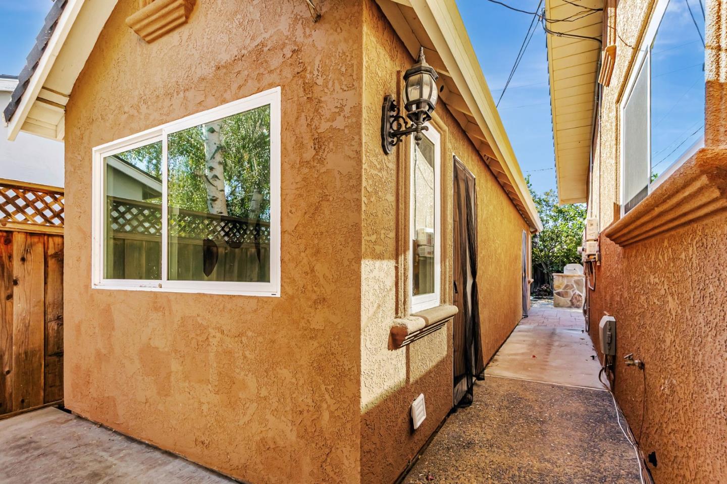 Detail Gallery Image 37 of 62 For 1798 Barcelona Ave, San Jose,  CA 95124 - 4 Beds | 3 Baths