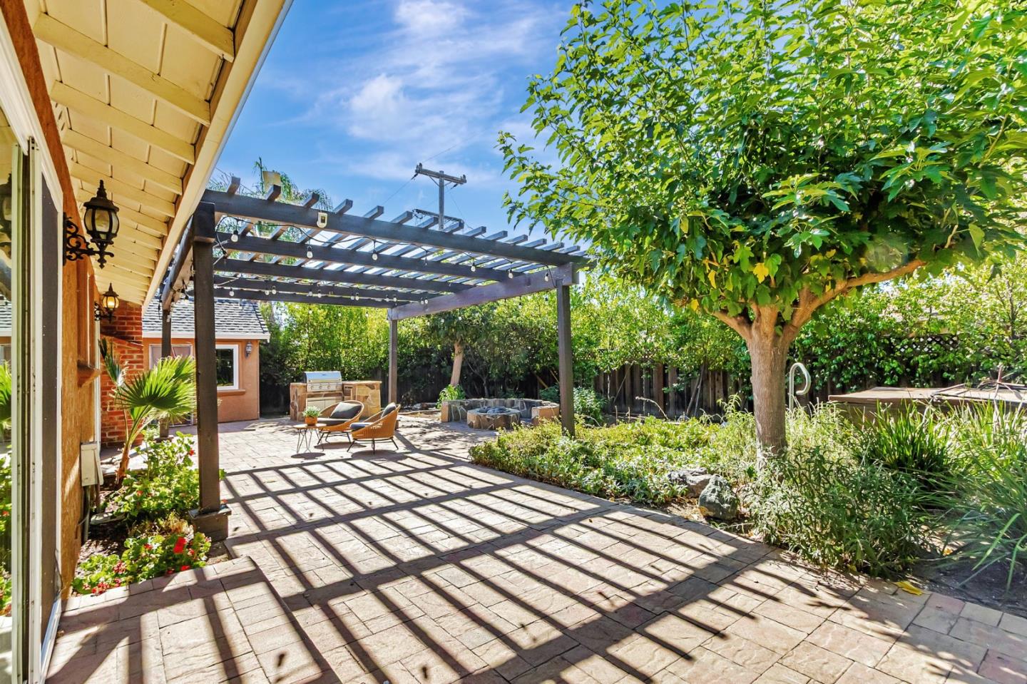 Detail Gallery Image 39 of 62 For 1798 Barcelona Ave, San Jose,  CA 95124 - 4 Beds | 3 Baths