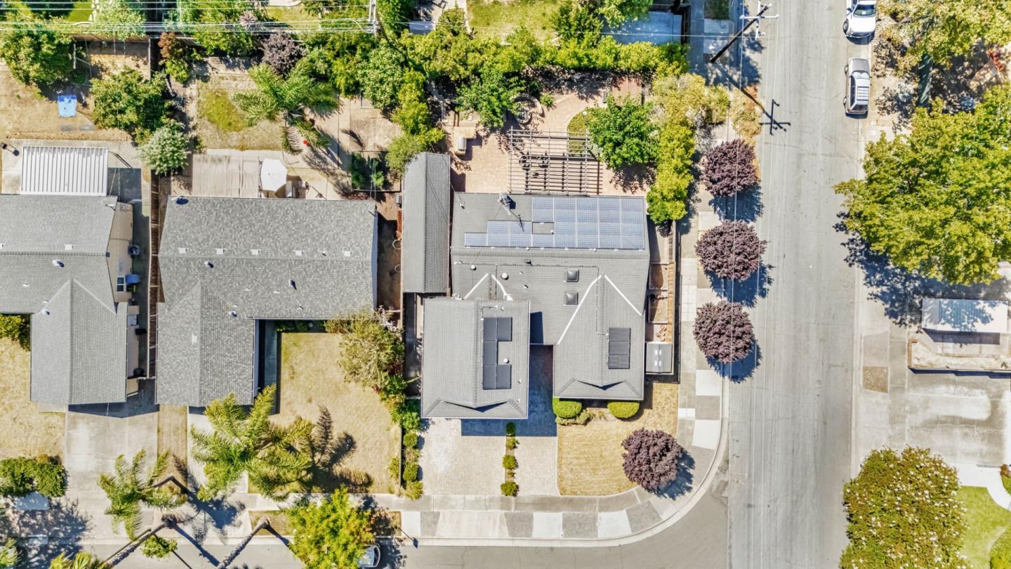Detail Gallery Image 58 of 62 For 1798 Barcelona Ave, San Jose,  CA 95124 - 4 Beds | 3 Baths
