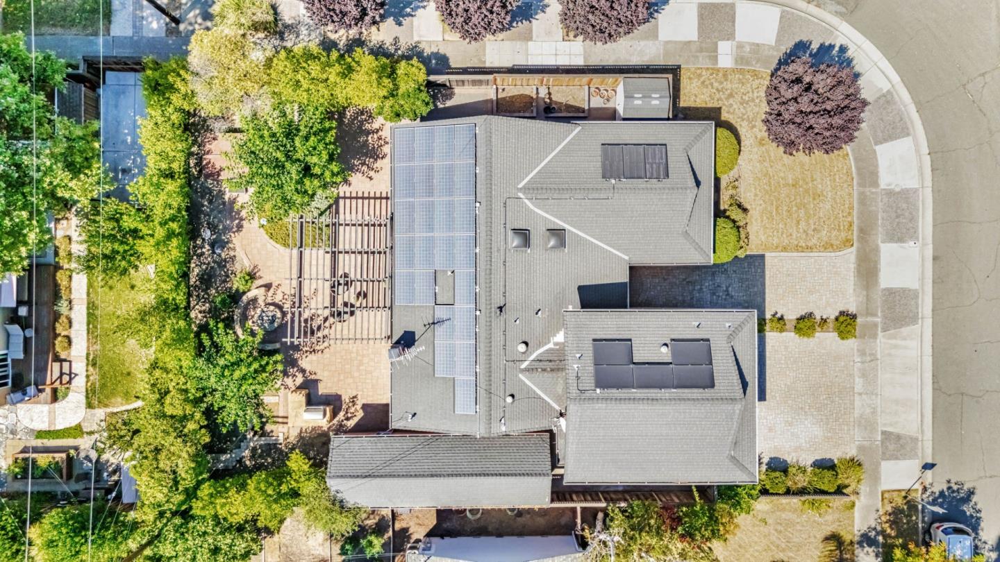 Detail Gallery Image 59 of 62 For 1798 Barcelona Ave, San Jose,  CA 95124 - 4 Beds | 3 Baths