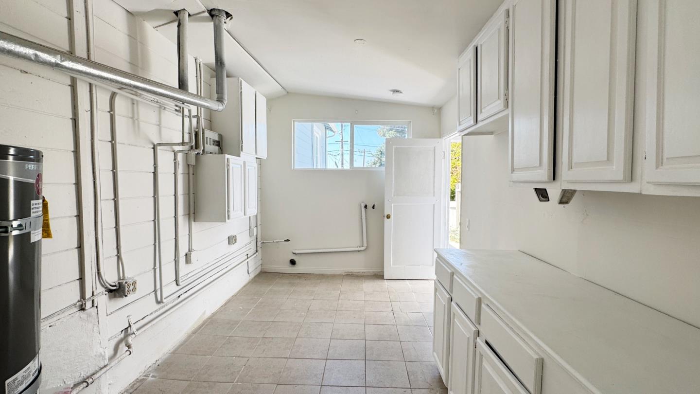 Detail Gallery Image 17 of 35 For 15806 Maubert Ave, San Leandro,  CA 94578 - 3 Beds | 2 Baths