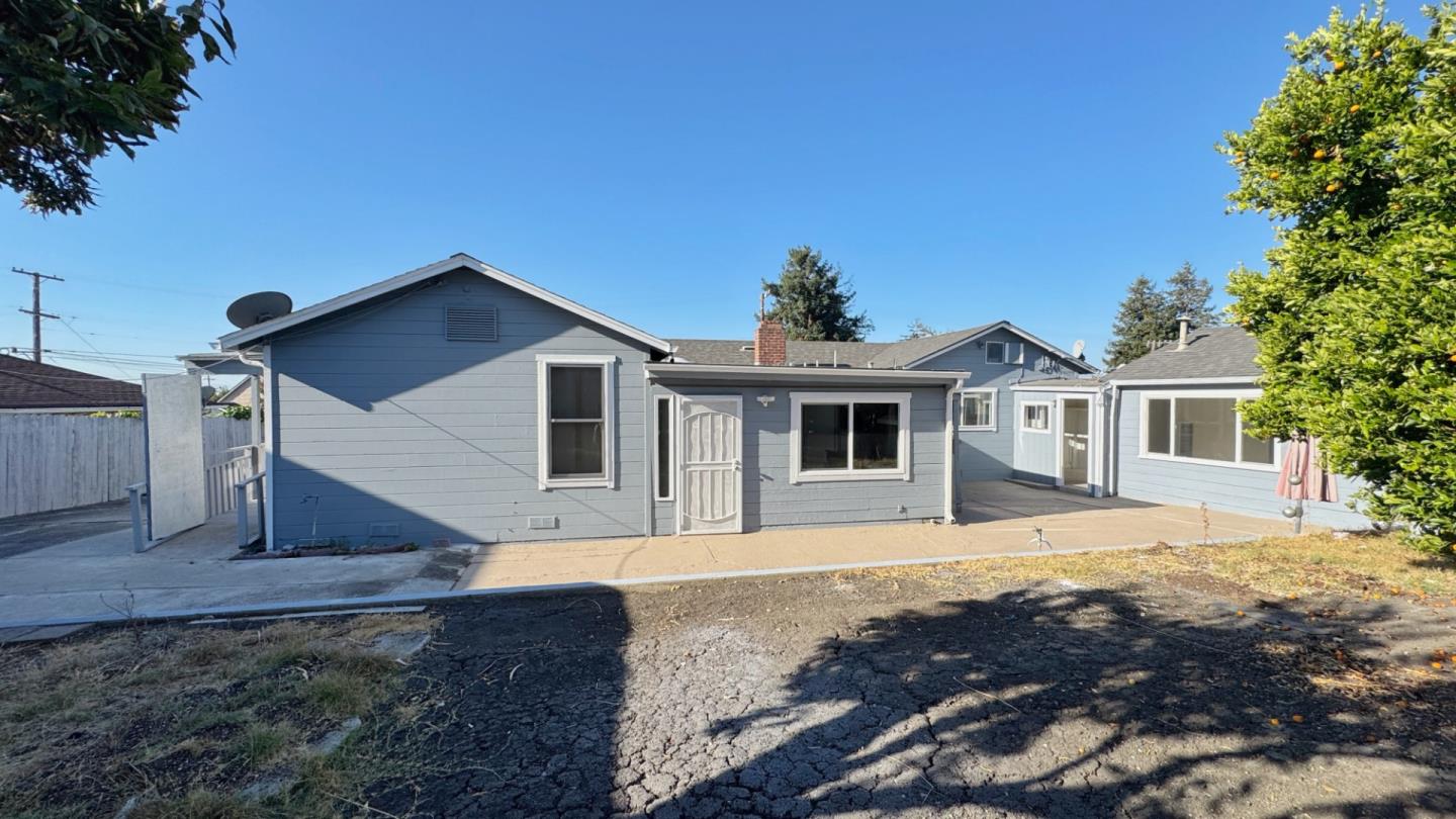 Detail Gallery Image 30 of 35 For 15806 Maubert Ave, San Leandro,  CA 94578 - 3 Beds | 2 Baths