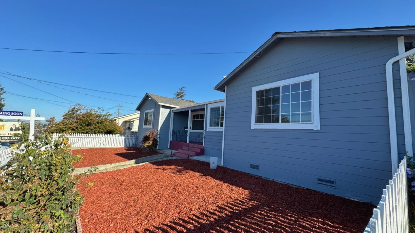 Detail Gallery Image 4 of 35 For 15806 Maubert Ave, San Leandro,  CA 94578 - 3 Beds | 2 Baths