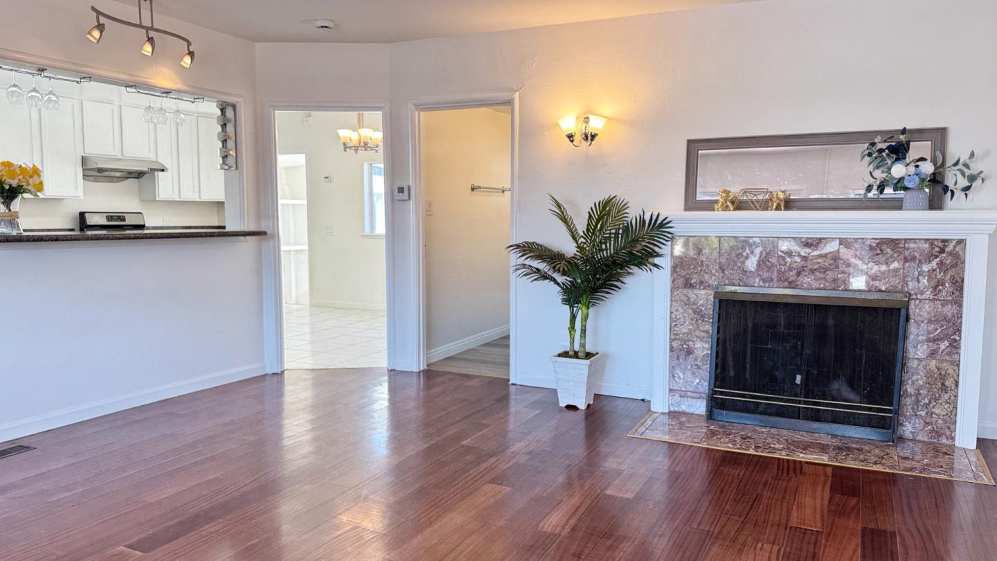 Detail Gallery Image 7 of 35 For 15806 Maubert Ave, San Leandro,  CA 94578 - 3 Beds | 2 Baths