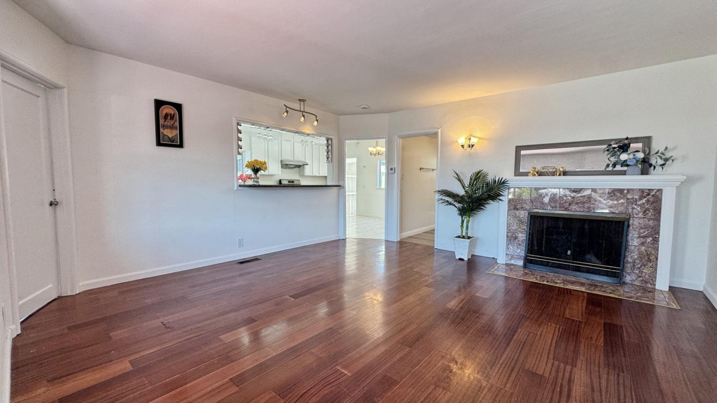 Detail Gallery Image 8 of 35 For 15806 Maubert Ave, San Leandro,  CA 94578 - 3 Beds | 2 Baths