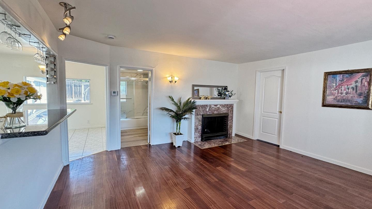 Detail Gallery Image 9 of 35 For 15806 Maubert Ave, San Leandro,  CA 94578 - 3 Beds | 2 Baths