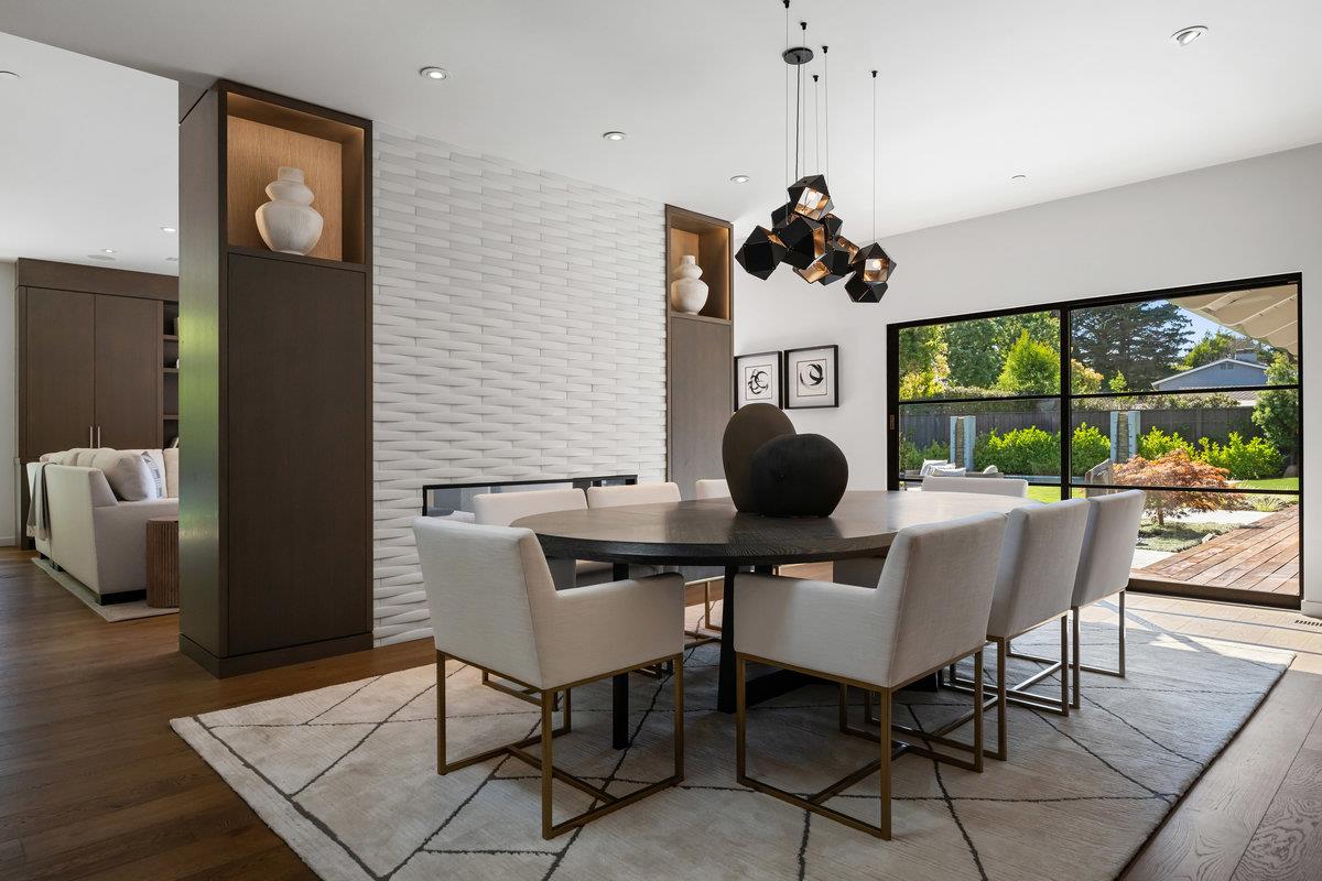 Detail Gallery Image 10 of 42 For 45 Kammerer Ct, Hillsborough,  CA 94010 - 5 Beds | 3/1 Baths