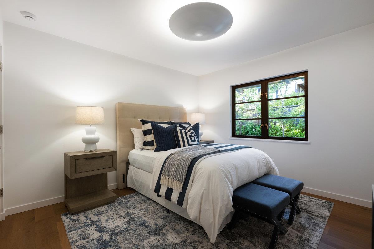 Detail Gallery Image 27 of 42 For 45 Kammerer Ct, Hillsborough,  CA 94010 - 5 Beds | 3/1 Baths