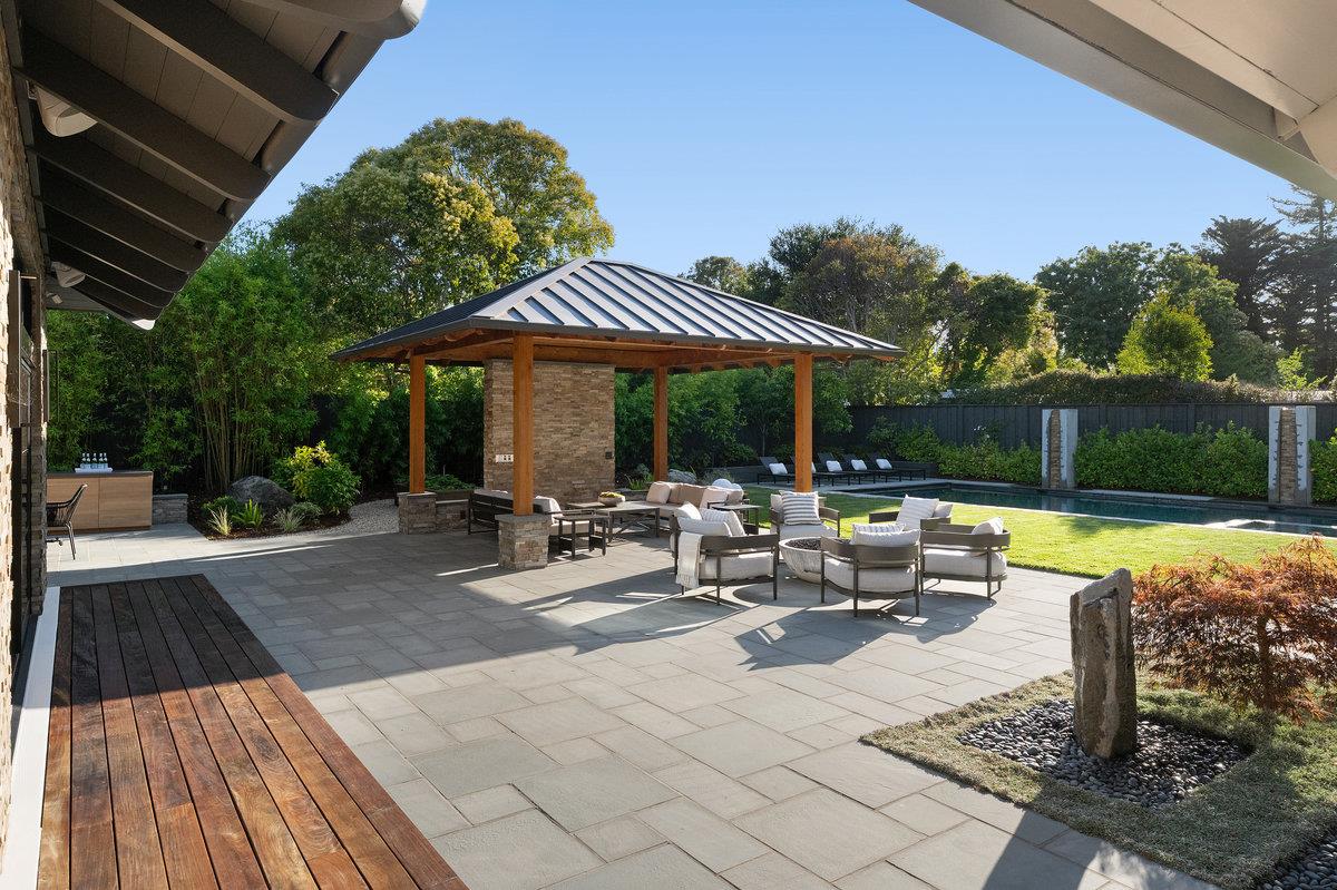 Detail Gallery Image 32 of 42 For 45 Kammerer Ct, Hillsborough,  CA 94010 - 5 Beds | 3/1 Baths