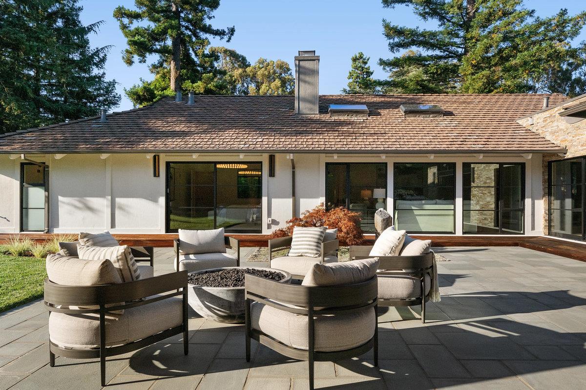 Detail Gallery Image 34 of 42 For 45 Kammerer Ct, Hillsborough,  CA 94010 - 5 Beds | 3/1 Baths