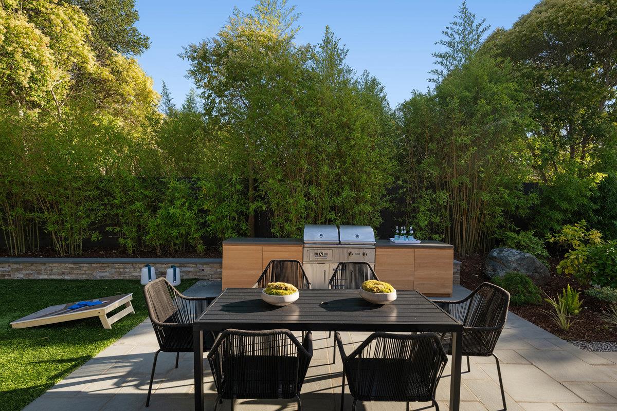 Detail Gallery Image 35 of 42 For 45 Kammerer Ct, Hillsborough,  CA 94010 - 5 Beds | 3/1 Baths