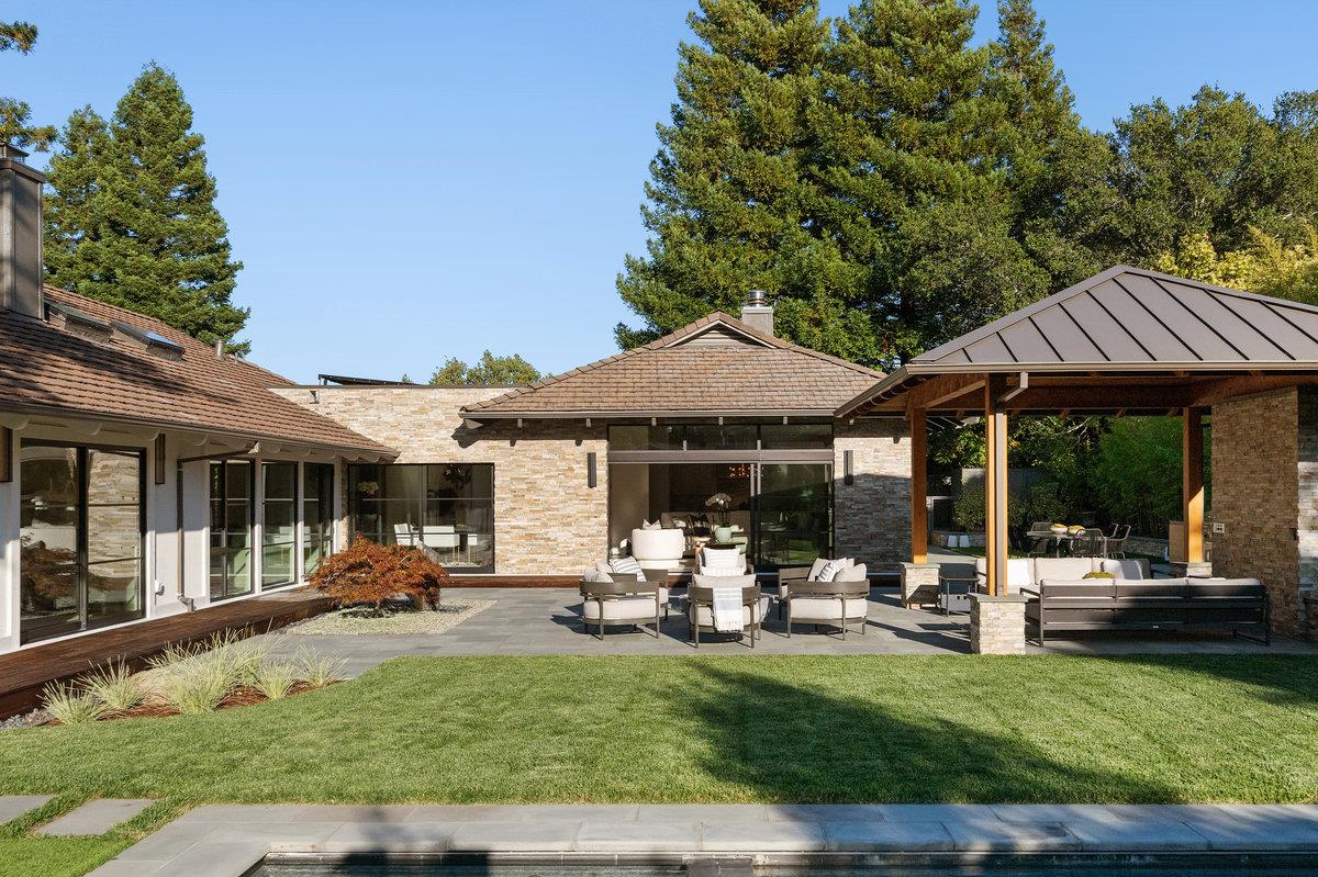 Detail Gallery Image 37 of 42 For 45 Kammerer Ct, Hillsborough,  CA 94010 - 5 Beds | 3/1 Baths