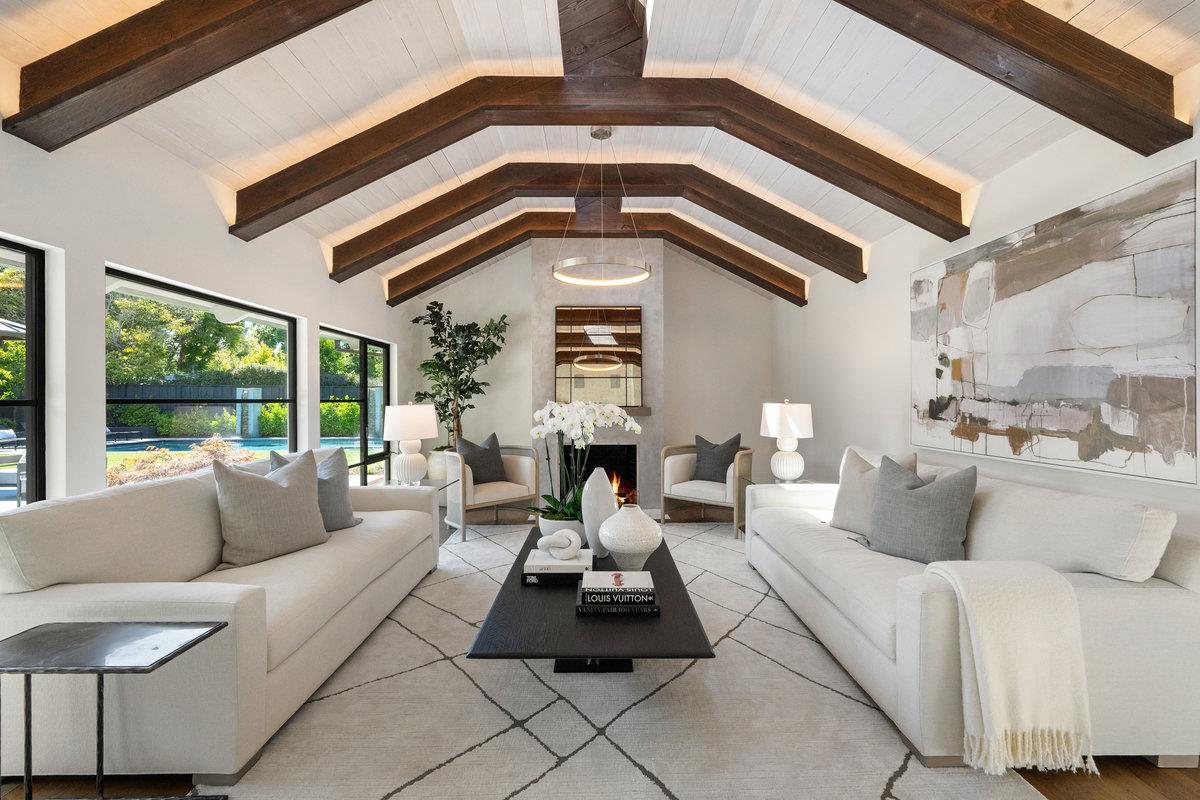 Detail Gallery Image 7 of 42 For 45 Kammerer Ct, Hillsborough,  CA 94010 - 5 Beds | 3/1 Baths