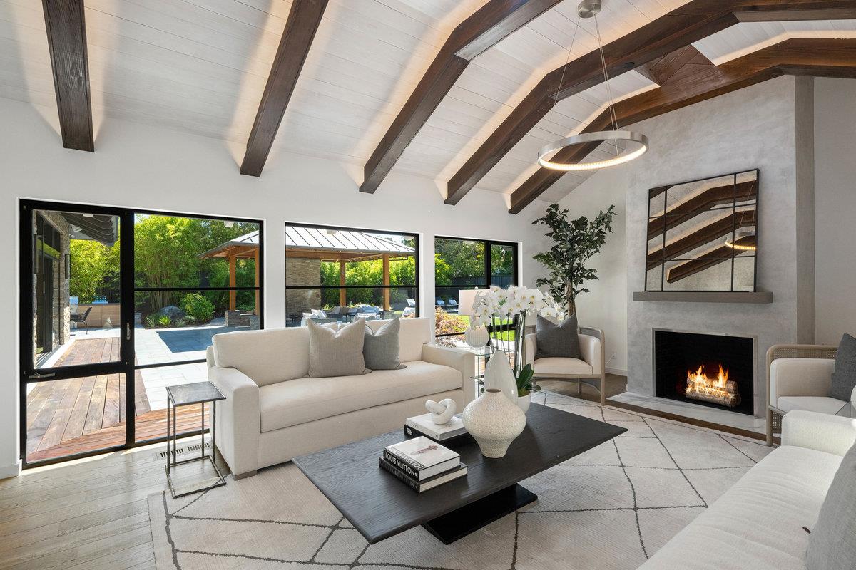 Detail Gallery Image 8 of 42 For 45 Kammerer Ct, Hillsborough,  CA 94010 - 5 Beds | 3/1 Baths