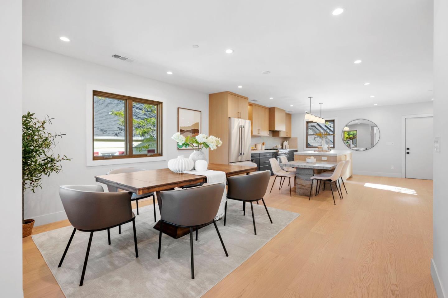 Detail Gallery Image 16 of 75 For 2205 Adeline Dr, Burlingame,  CA 94010 - 4 Beds | 3/1 Baths