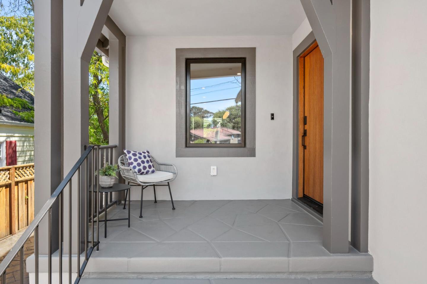 Detail Gallery Image 3 of 75 For 2205 Adeline Dr, Burlingame,  CA 94010 - 4 Beds | 3/1 Baths