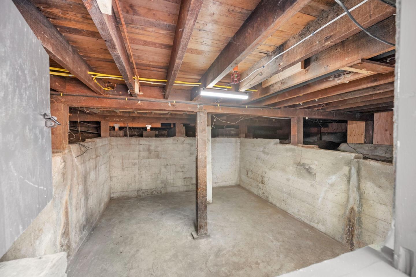 Detail Gallery Image 71 of 75 For 2205 Adeline Dr, Burlingame,  CA 94010 - 4 Beds | 3/1 Baths