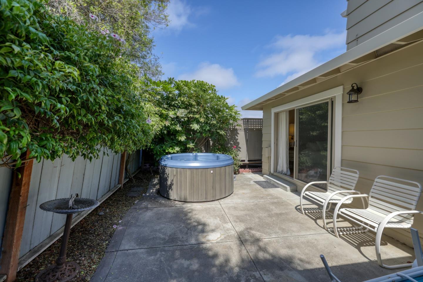 Detail Gallery Image 30 of 32 For 307 De La Vina Way, Salinas,  CA 93901 - 4 Beds | 3 Baths