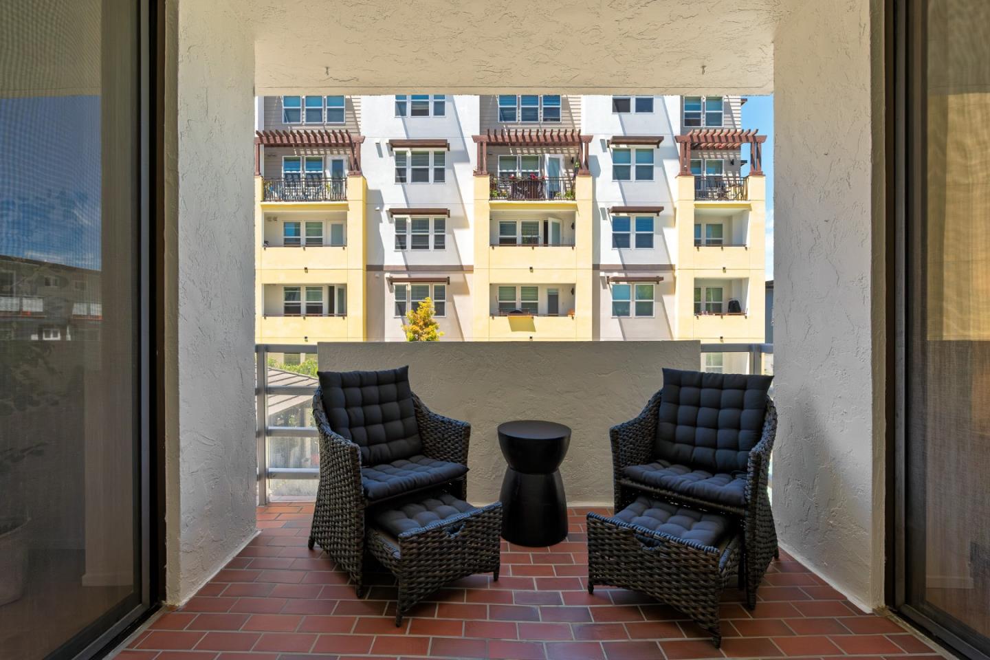 Detail Gallery Image 22 of 31 For 110 Park Rd #202,  Burlingame,  CA 94010 - 2 Beds | 2 Baths