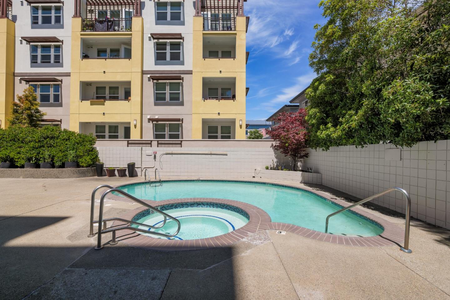 Detail Gallery Image 23 of 31 For 110 Park Rd #202,  Burlingame,  CA 94010 - 2 Beds | 2 Baths