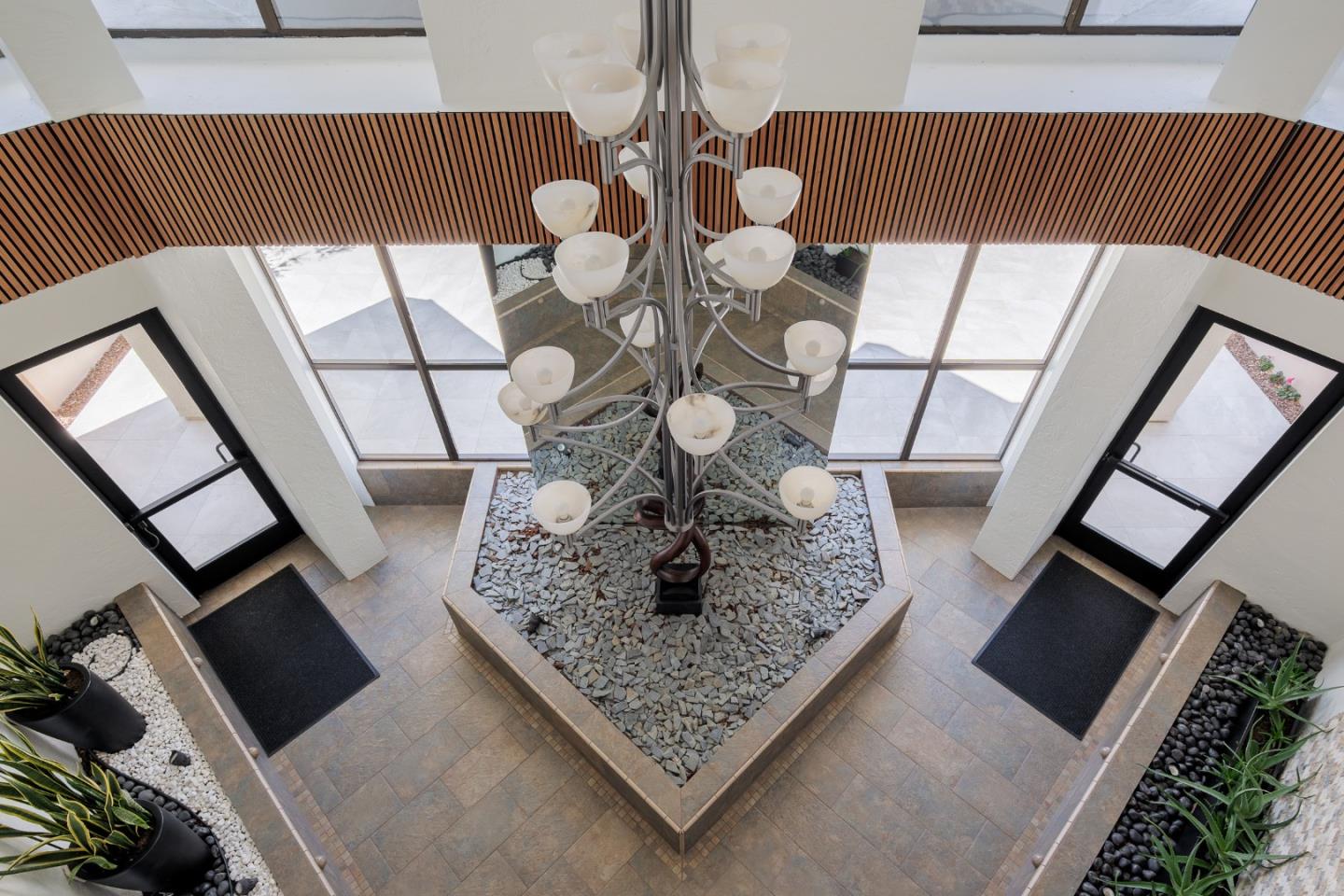 Detail Gallery Image 24 of 31 For 110 Park Rd #202,  Burlingame,  CA 94010 - 2 Beds | 2 Baths