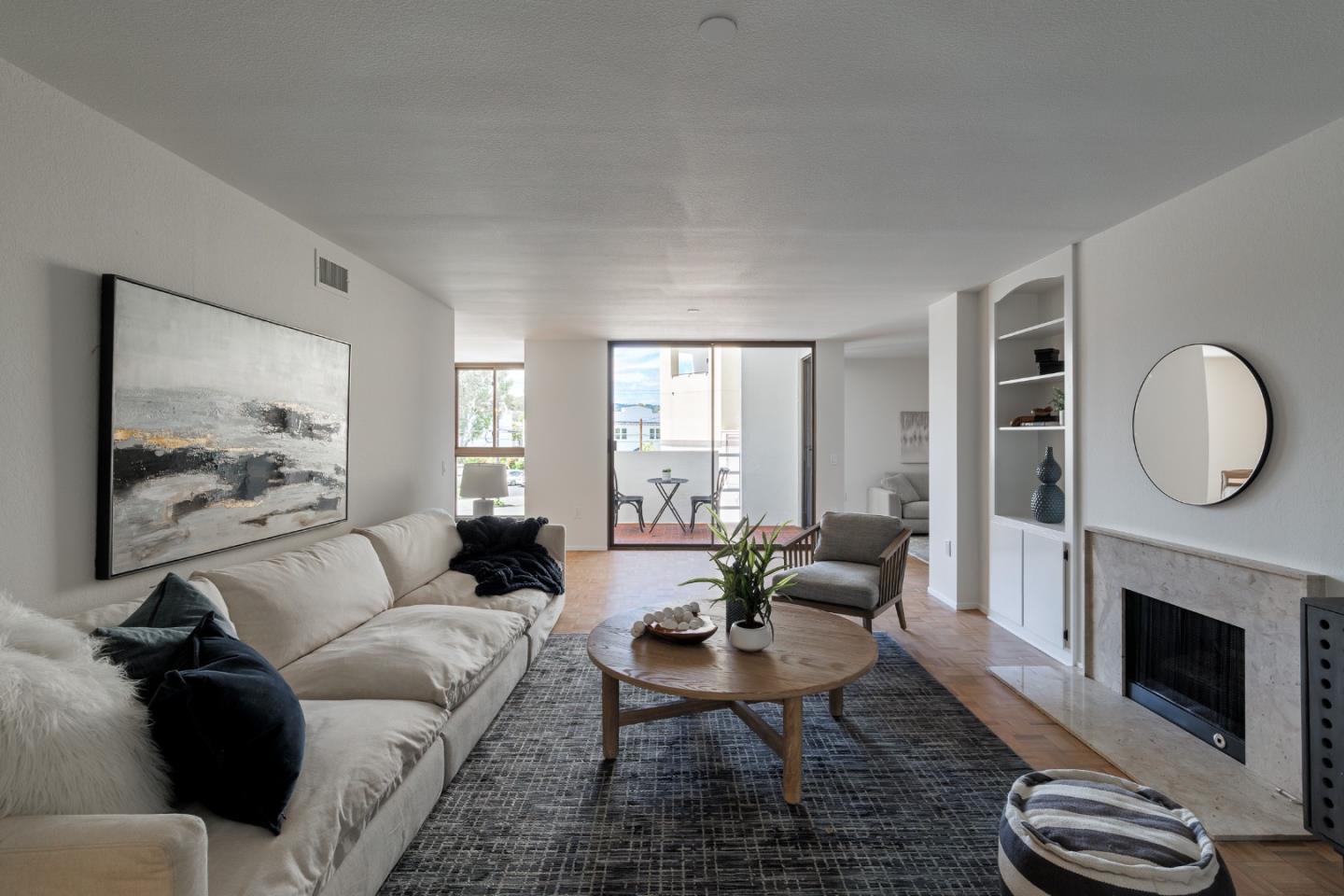 Detail Gallery Image 5 of 31 For 110 Park Rd #202,  Burlingame,  CA 94010 - 2 Beds | 2 Baths