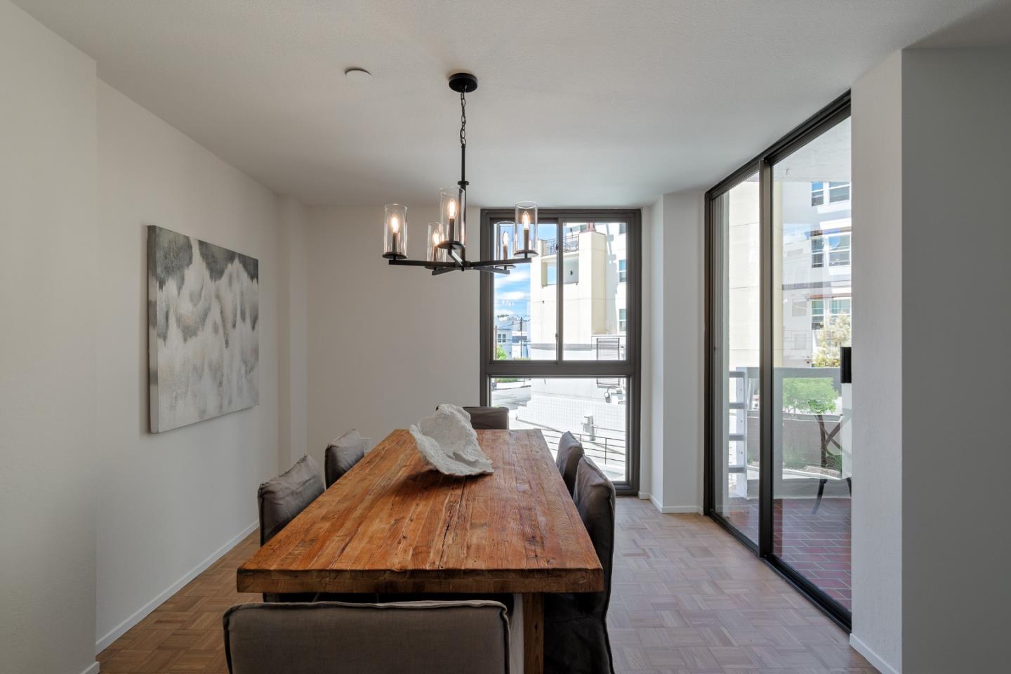 Detail Gallery Image 7 of 31 For 110 Park Rd #202,  Burlingame,  CA 94010 - 2 Beds | 2 Baths