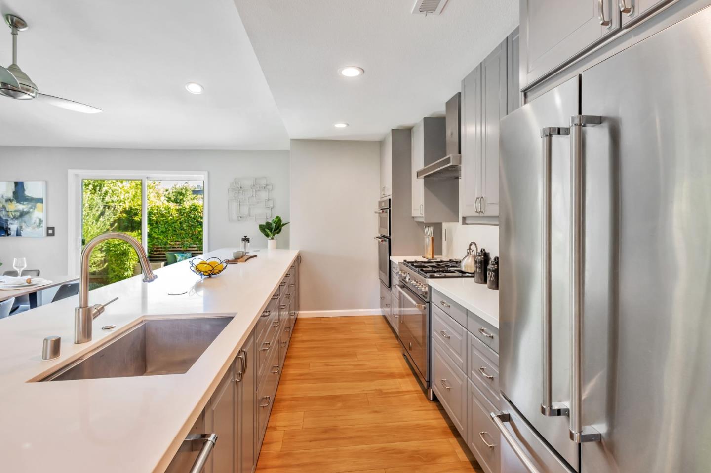 Detail Gallery Image 12 of 44 For 6034 Palm Springs Cir, San Jose,  CA 95123 - 4 Beds | 3 Baths