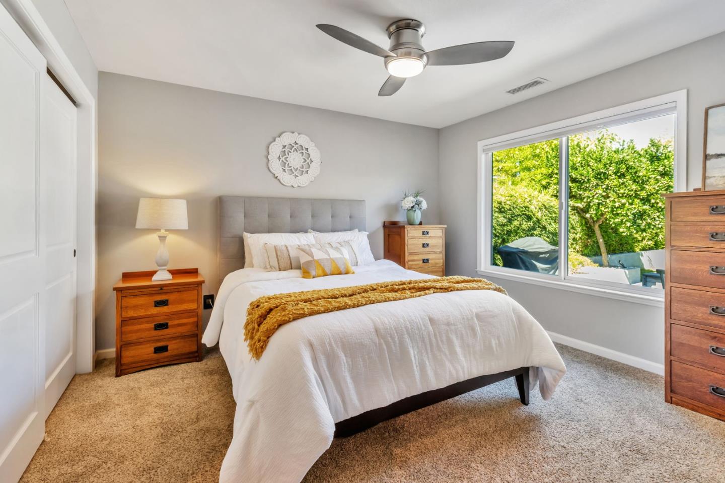 Detail Gallery Image 20 of 44 For 6034 Palm Springs Cir, San Jose,  CA 95123 - 4 Beds | 3 Baths