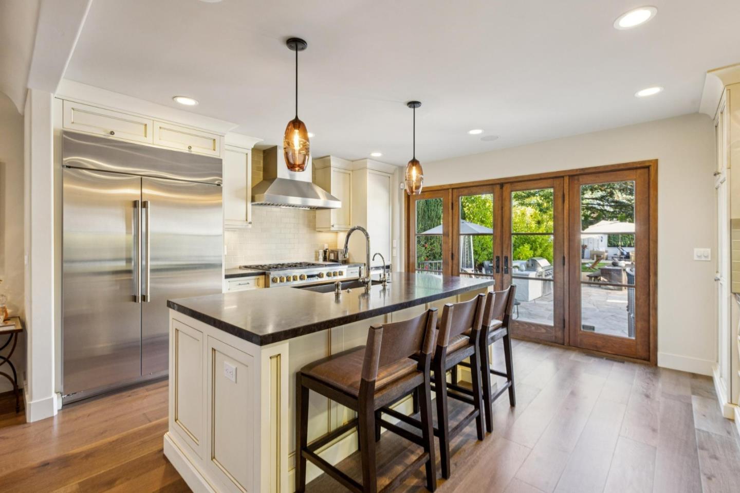 Detail Gallery Image 15 of 90 For 20 Mariposa Ave, Los Gatos,  CA 95030 - 4 Beds | 4/1 Baths