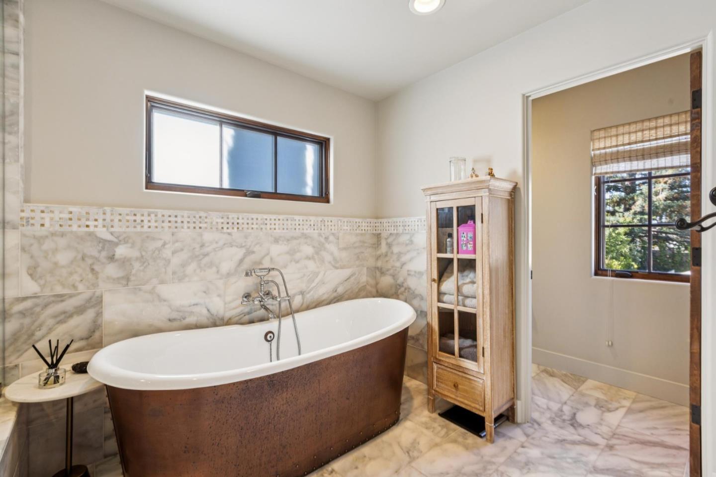 Detail Gallery Image 30 of 90 For 20 Mariposa Ave, Los Gatos,  CA 95030 - 4 Beds | 4/1 Baths