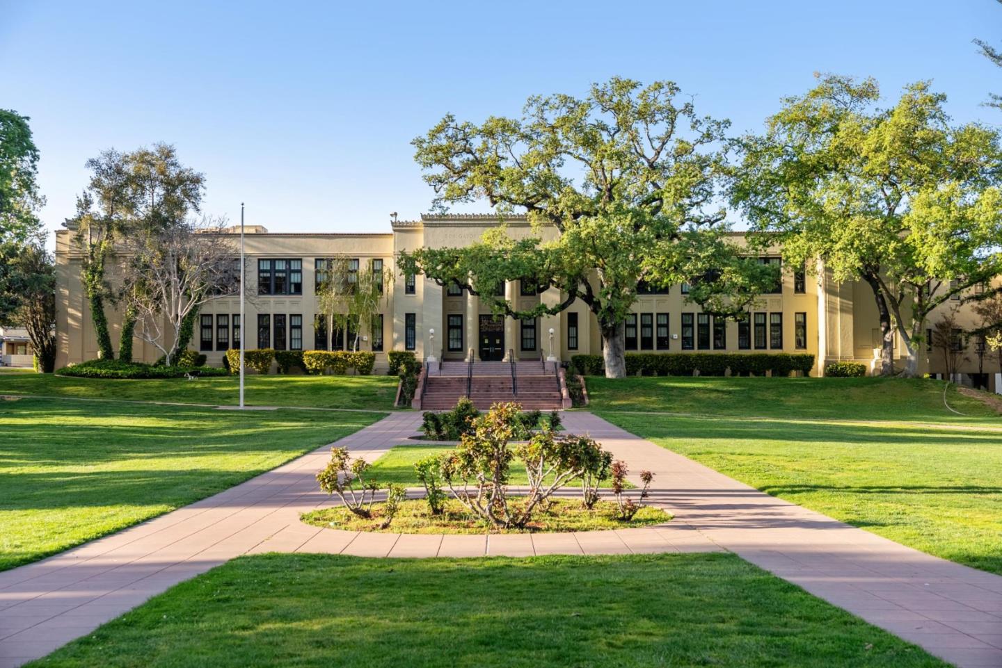 Detail Gallery Image 89 of 90 For 20 Mariposa Ave, Los Gatos,  CA 95030 - 4 Beds | 4/1 Baths