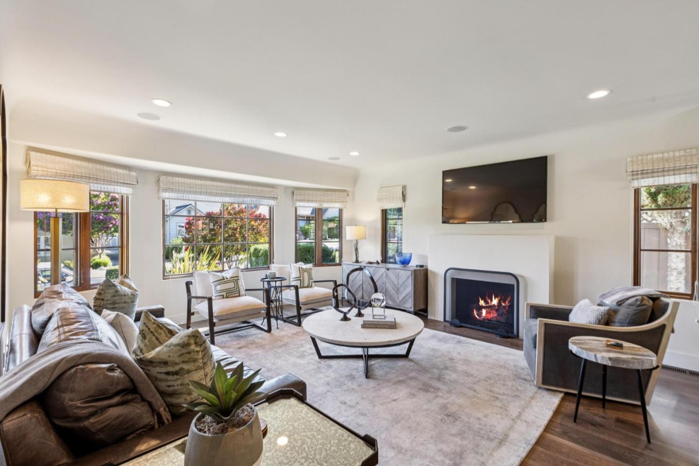 Detail Gallery Image 9 of 90 For 20 Mariposa Ave, Los Gatos,  CA 95030 - 4 Beds | 4/1 Baths