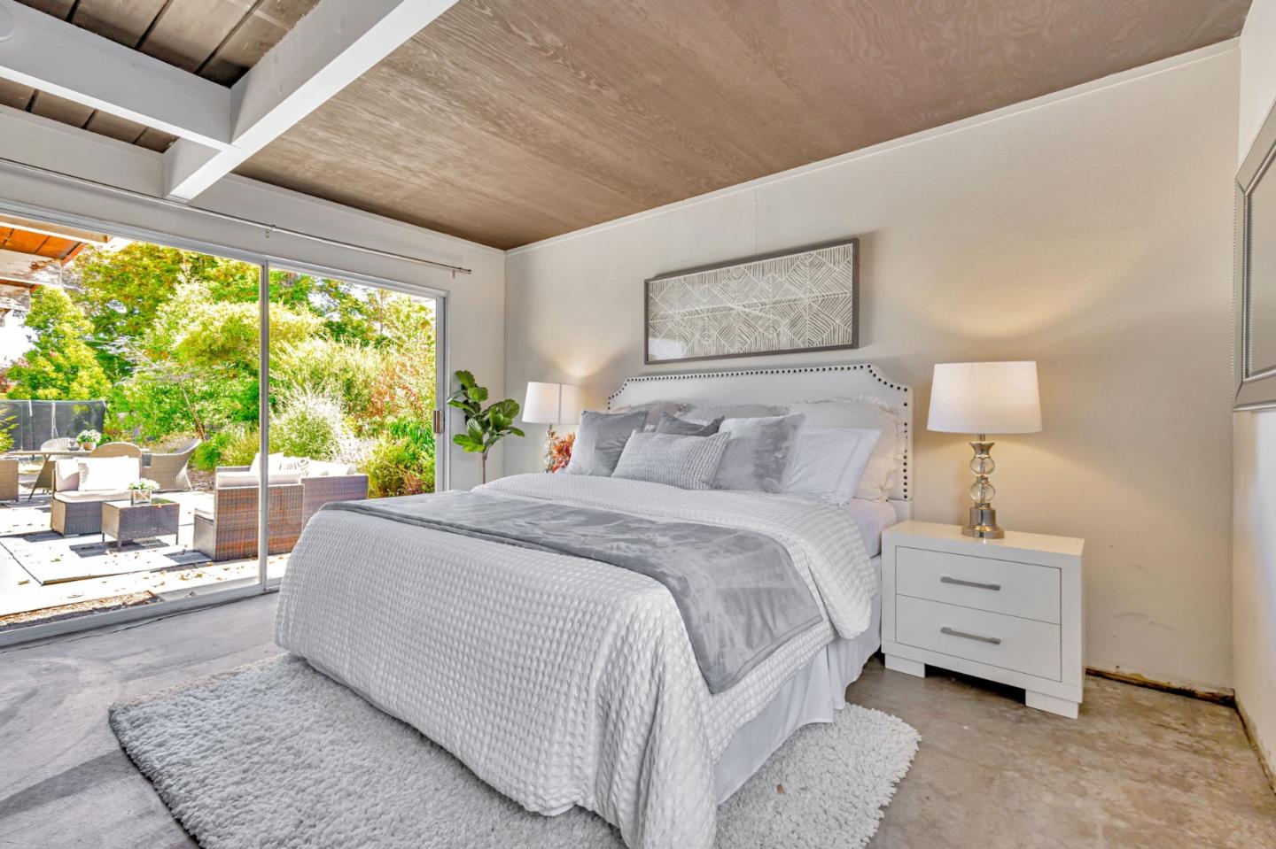 Detail Gallery Image 14 of 59 For 30 White Plains Ct, San Mateo,  CA 94402 - 4 Beds | 2 Baths