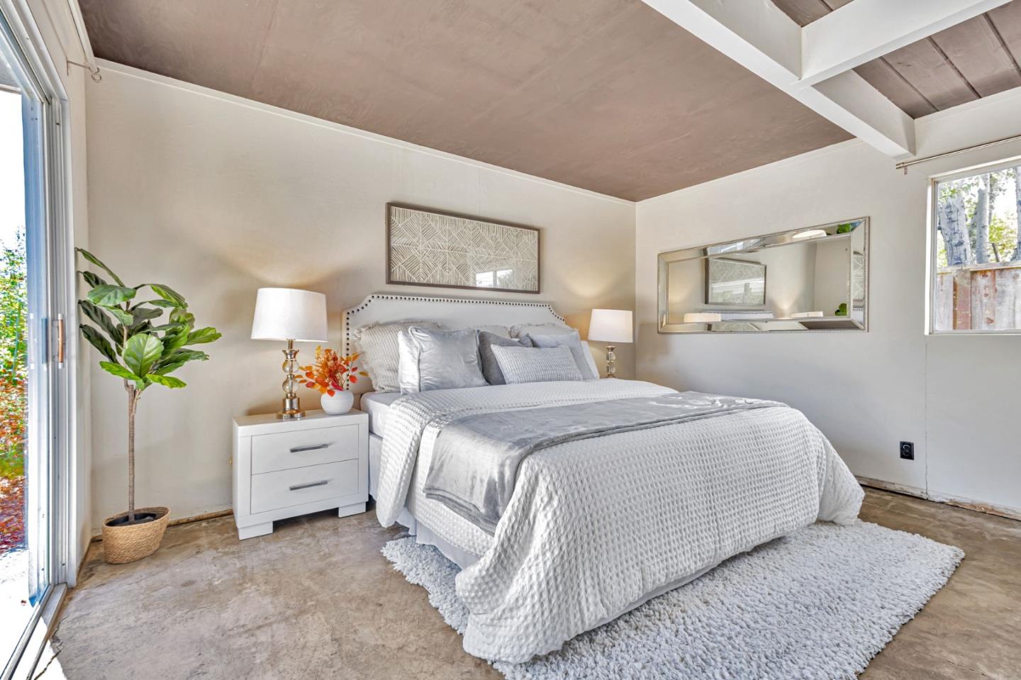 Detail Gallery Image 15 of 59 For 30 White Plains Ct, San Mateo,  CA 94402 - 4 Beds | 2 Baths