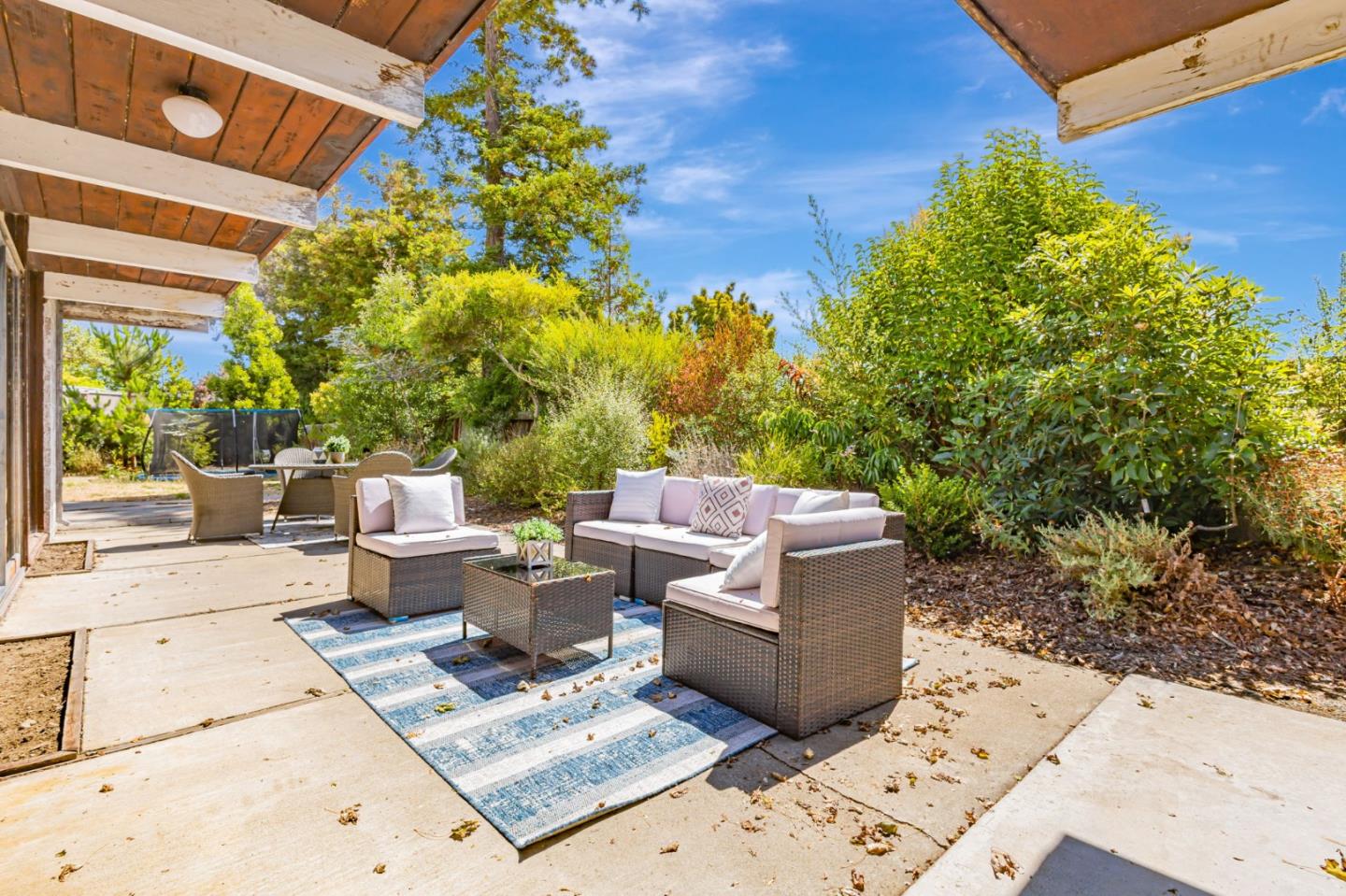 Detail Gallery Image 30 of 59 For 30 White Plains Ct, San Mateo,  CA 94402 - 4 Beds | 2 Baths