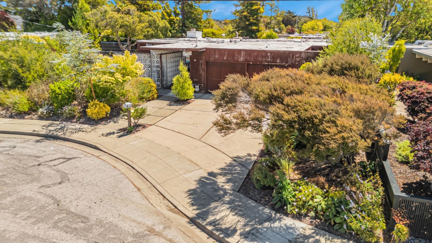 Detail Gallery Image 42 of 59 For 30 White Plains Ct, San Mateo,  CA 94402 - 4 Beds | 2 Baths