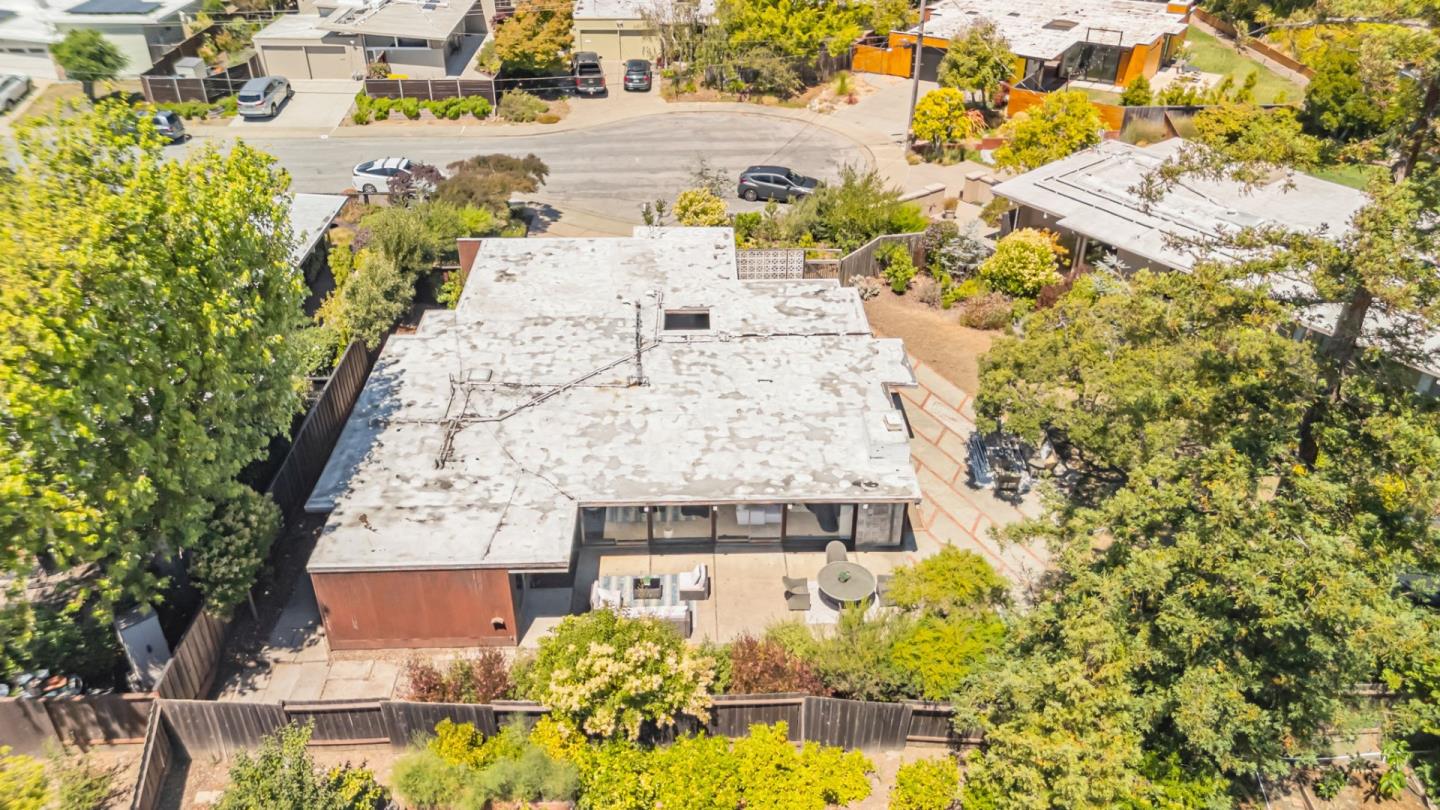Detail Gallery Image 47 of 59 For 30 White Plains Ct, San Mateo,  CA 94402 - 4 Beds | 2 Baths