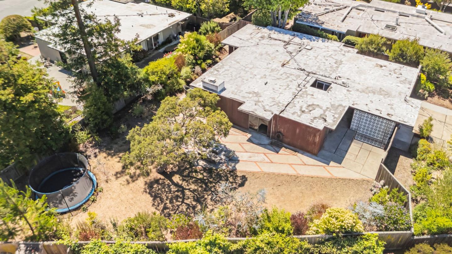 Detail Gallery Image 50 of 59 For 30 White Plains Ct, San Mateo,  CA 94402 - 4 Beds | 2 Baths