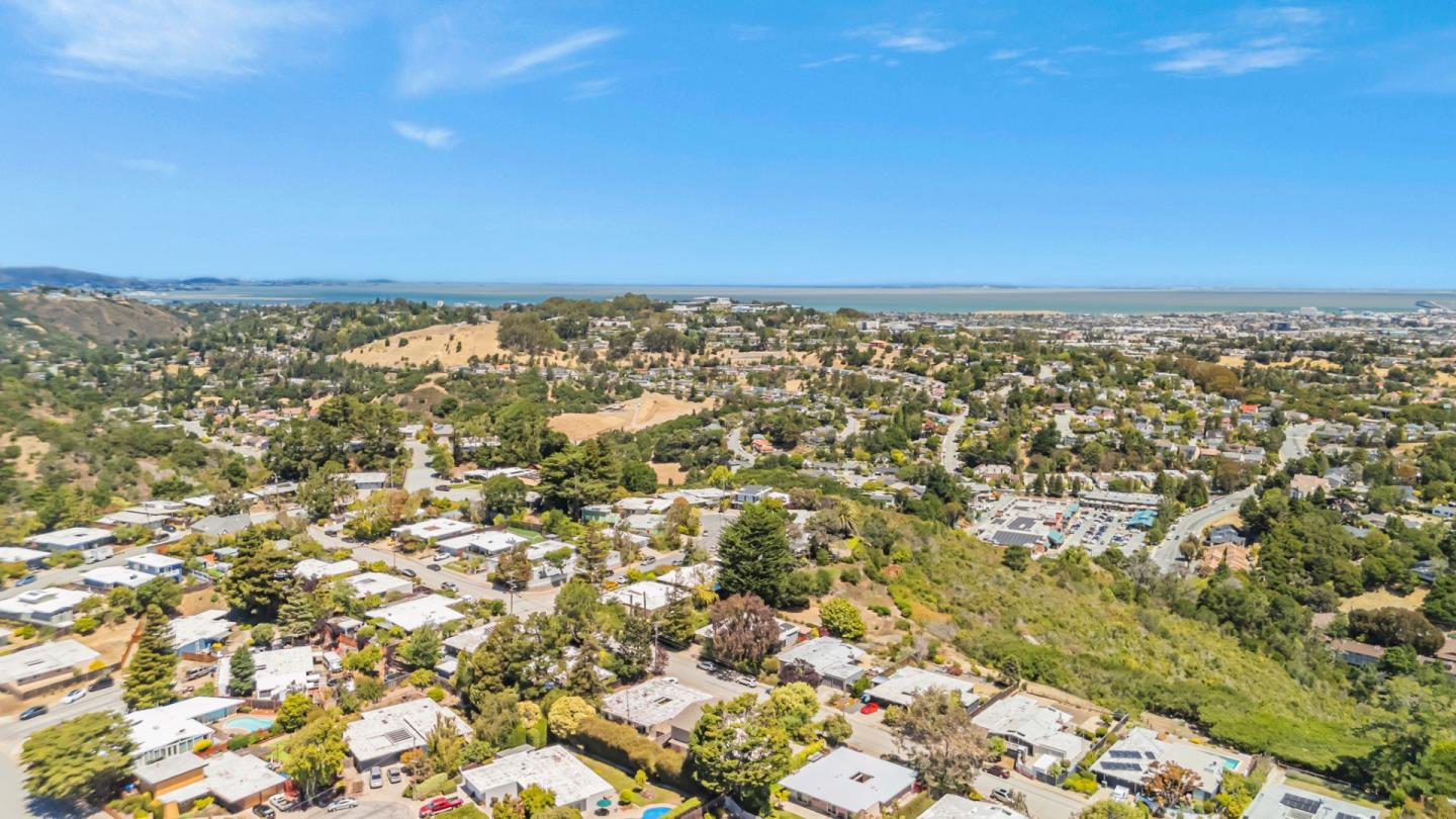 Detail Gallery Image 54 of 59 For 30 White Plains Ct, San Mateo,  CA 94402 - 4 Beds | 2 Baths