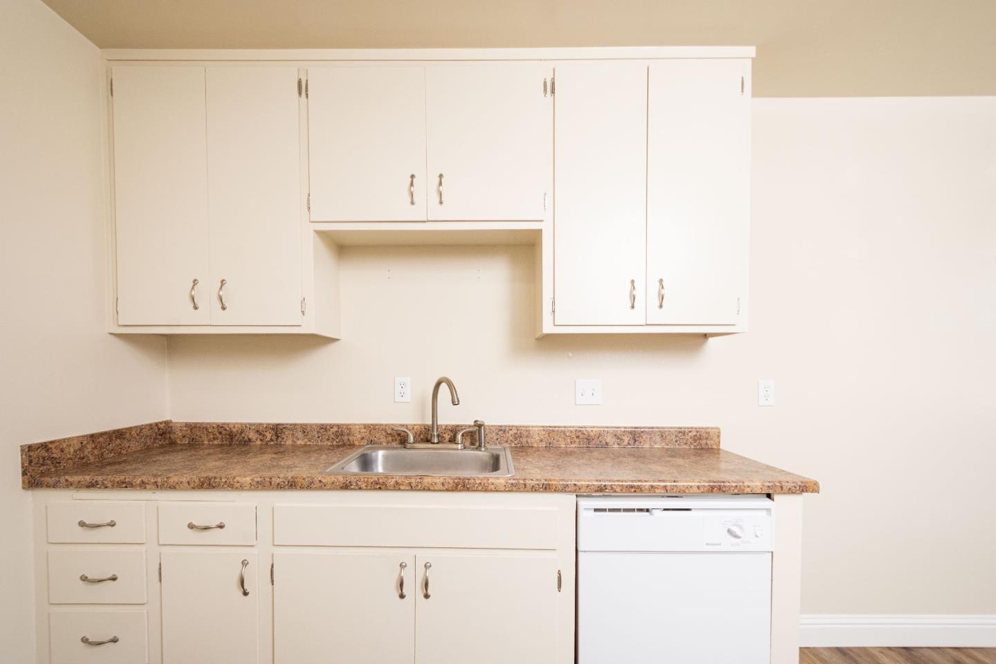 Detail Gallery Image 15 of 18 For 2777 Marina Blvd, San Leandro,  CA 94577 - – Beds | – Baths