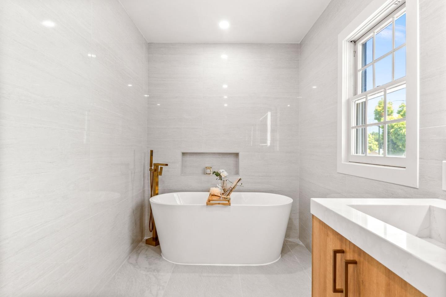 Detail Gallery Image 27 of 38 For 5532 Purdue Pl, San Jose,  CA 95118 - 4 Beds | 3 Baths