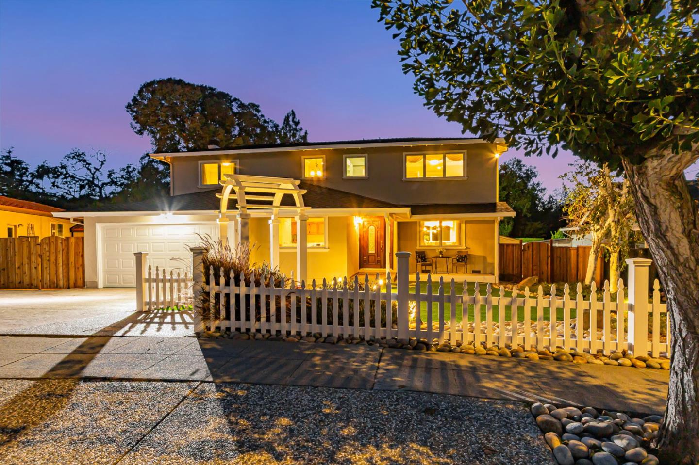 Detail Gallery Image 15 of 18 For 1697 Hyde Dr, Los Gatos,  CA 95032 - 5 Beds | 2/1 Baths