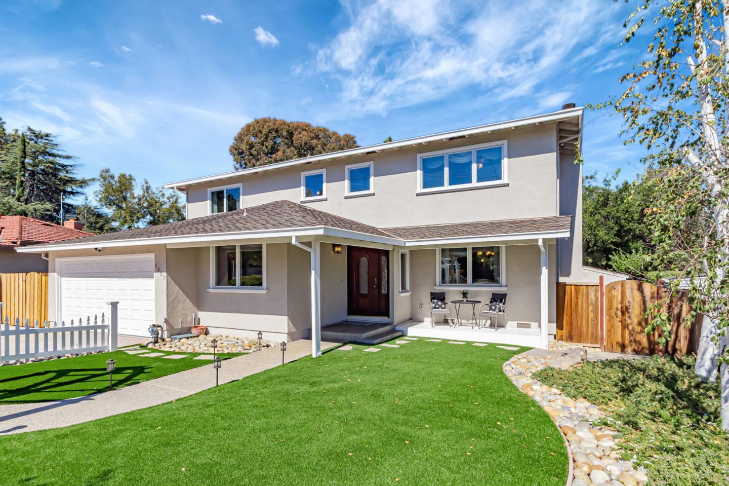 Detail Gallery Image 3 of 8 For 1697 Hyde Dr, Los Gatos,  CA 95032 - 5 Beds | 2/1 Baths